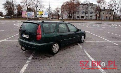 1999' Renault Laguna photo #1