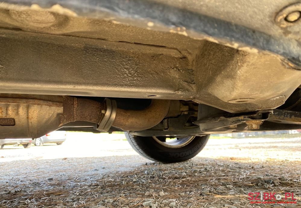 2004' Toyota RAV4 2.0 D-4D Sol photo #4