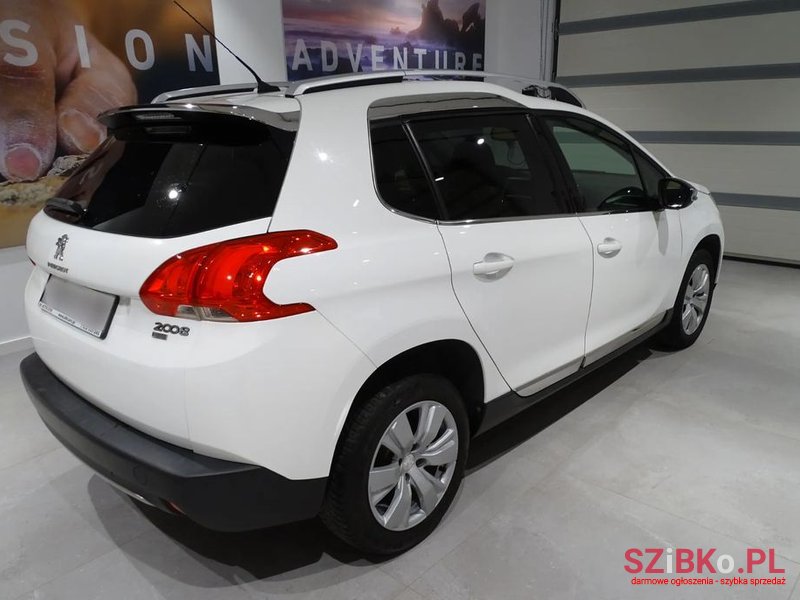 2014' Peugeot 2008 1.6 E-Hdi Allure S&S photo #6