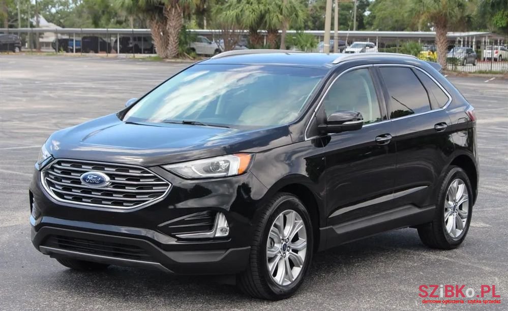 2019' Ford Edge photo #1