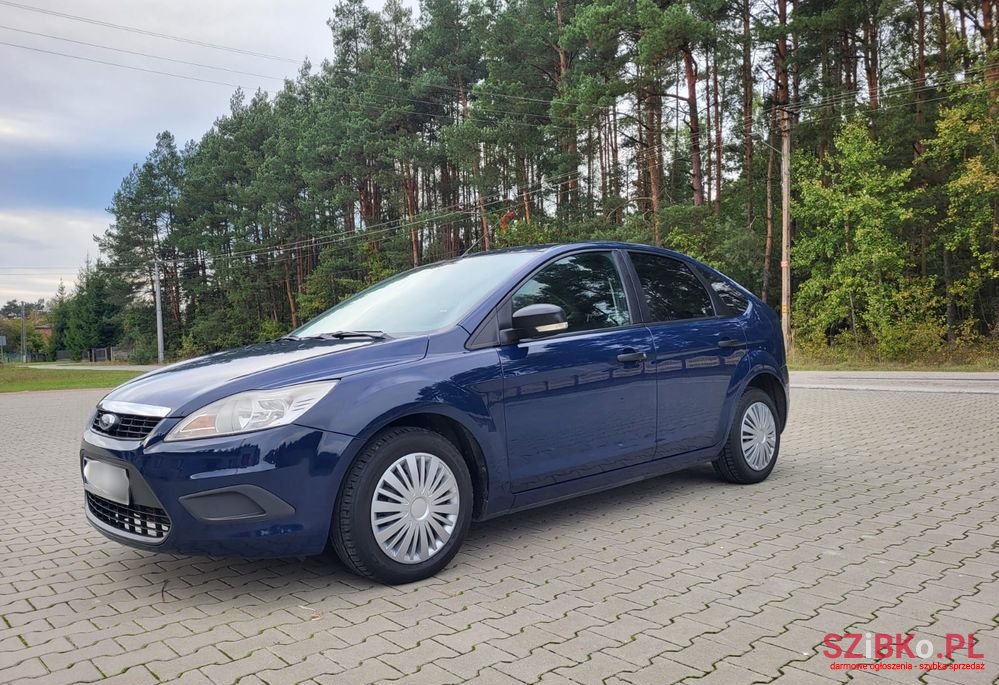 2009' Ford Focus photo #3