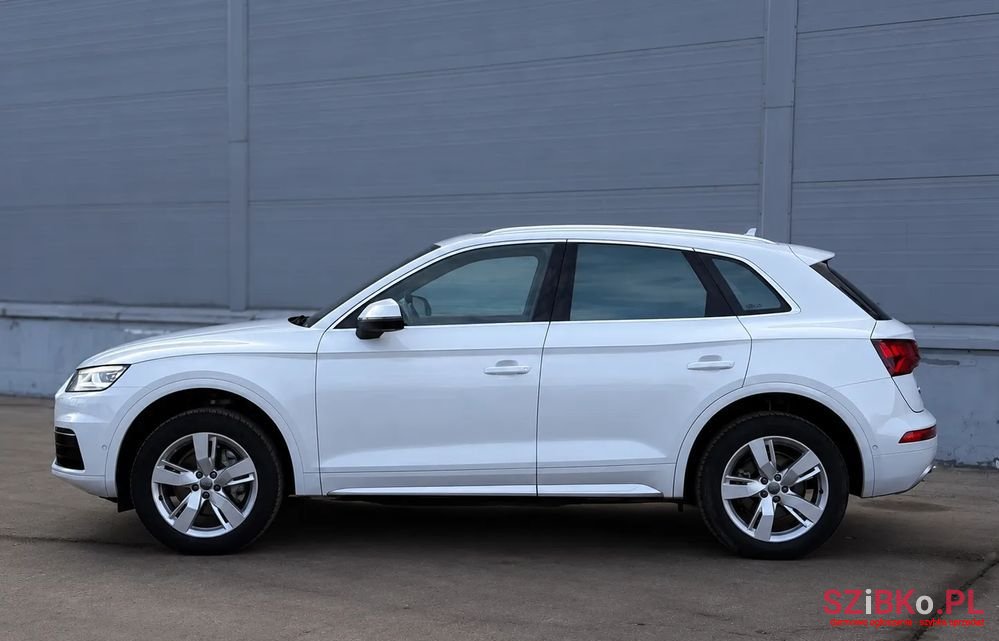 2019' Audi Q5 photo #3