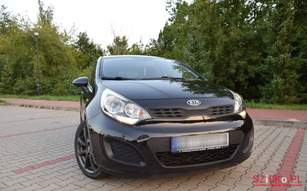 2011' Kia Rio photo #2