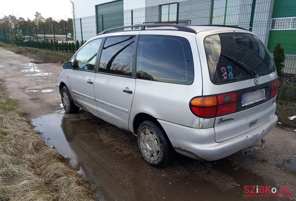 1998' Volkswagen Sharan photo #2