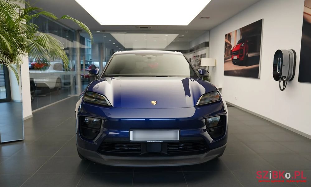 2024' Porsche Macan 4 photo #5