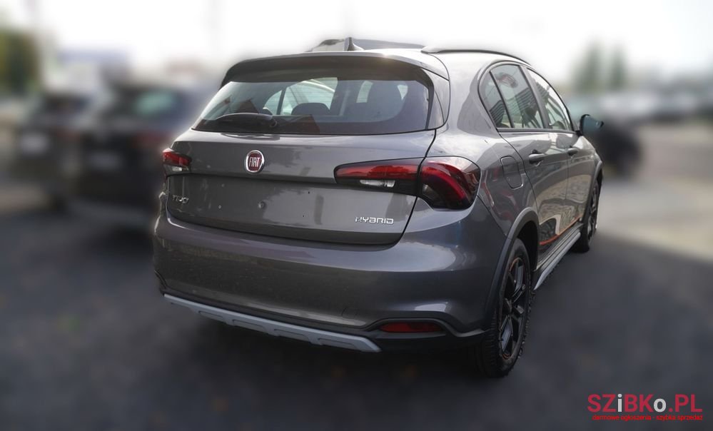 2024' Fiat Tipo 1.5 Hybrid Garmin Dct photo #2