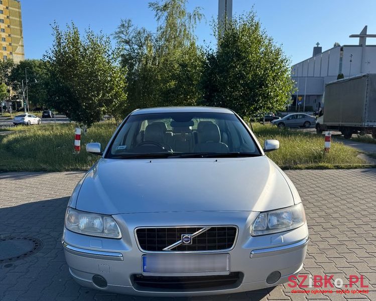 2005' Volvo S60 2.0T Summum photo #2