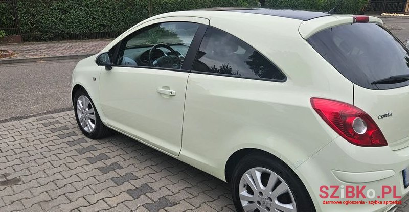 2011' Opel Corsa 1.4 16V Satellite photo #6