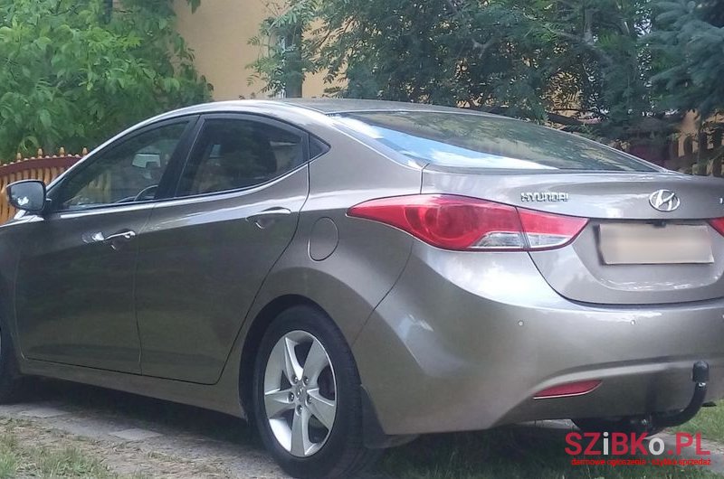 2011' Hyundai Elantra photo #1