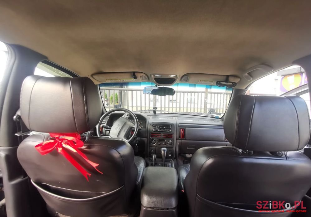 2000' Jeep Grand Cherokee photo #6