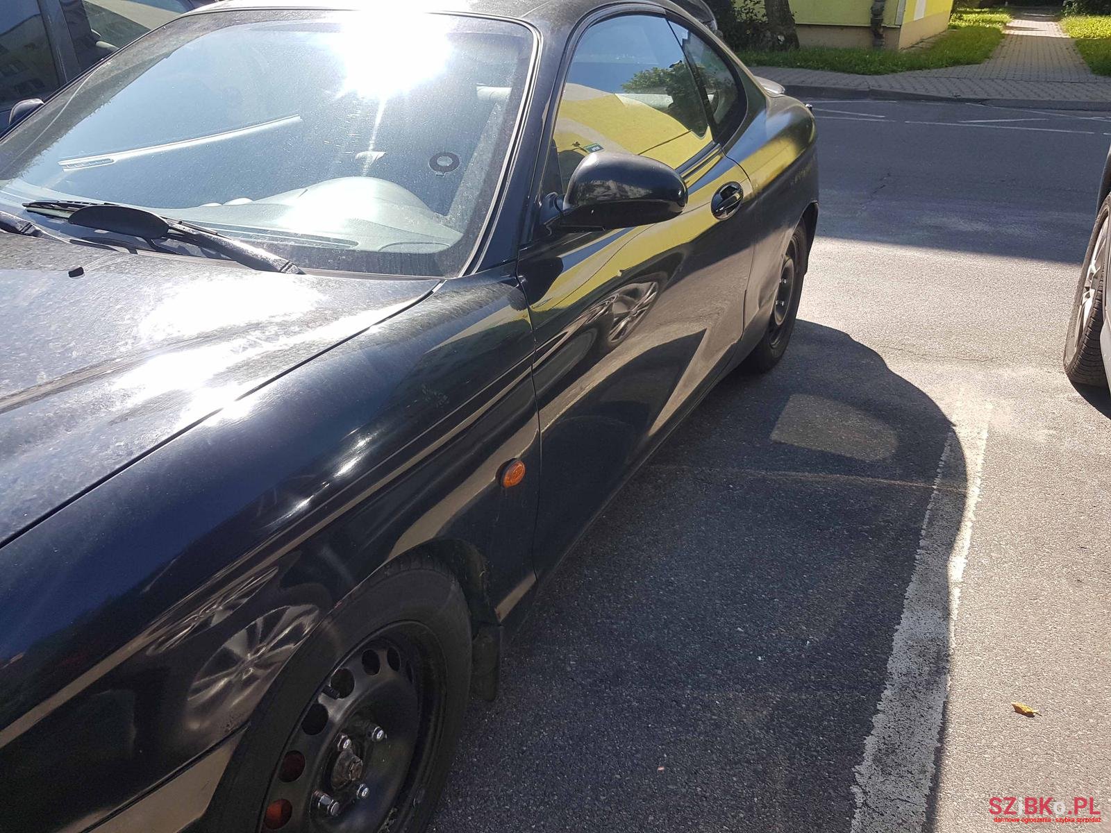 2000' Hyundai Coupe photo #6