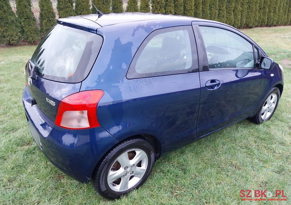 2006' Toyota Yaris 1.3 Vvt-I Sol photo #5
