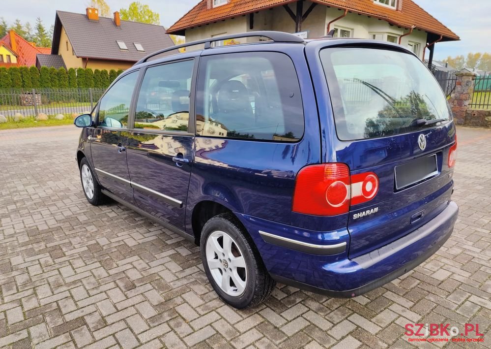 2007' Volkswagen Sharan photo #4