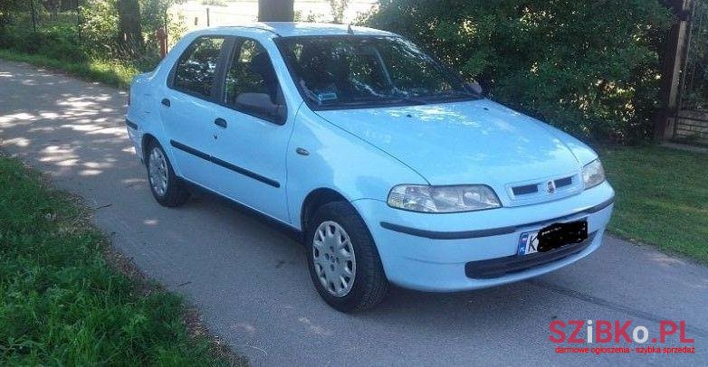 2004' Fiat Albea photo #1