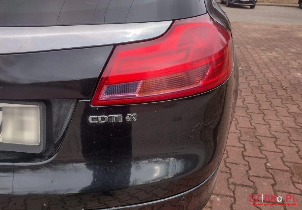 2010' Opel Insignia photo #6