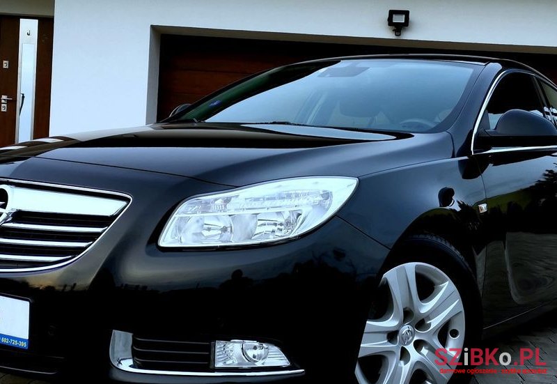2011' Opel Insignia photo #3