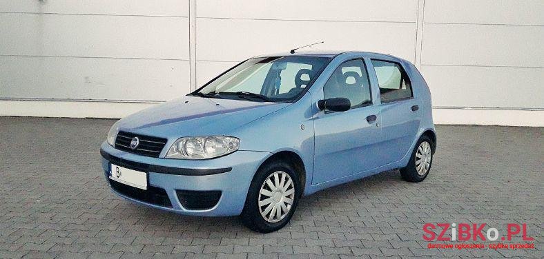 2004' Fiat Punto photo #1