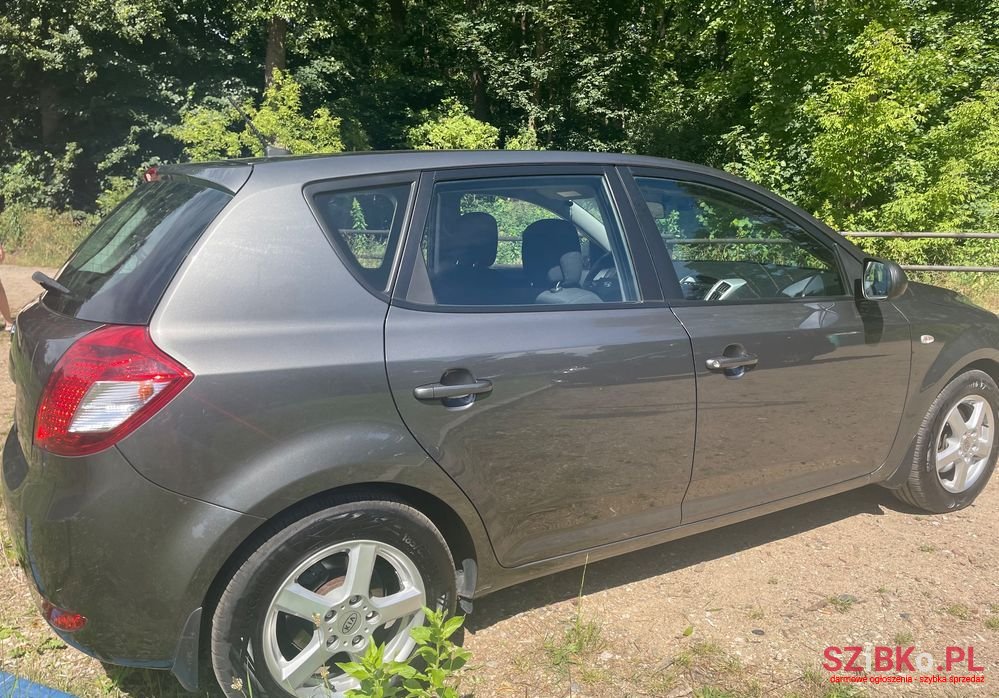 2011' Kia Ceed 1.4 Cvvt Attract photo #2