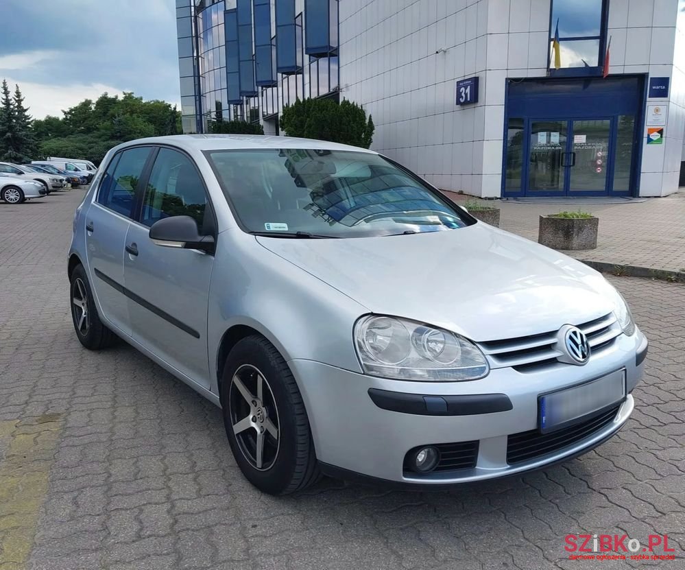 2007' Volkswagen Golf photo #1