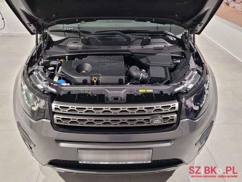 2015' Land Rover Discovery Sport photo #3