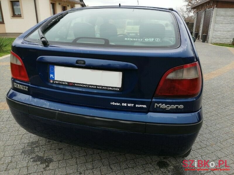 2001' Renault Megane photo #5