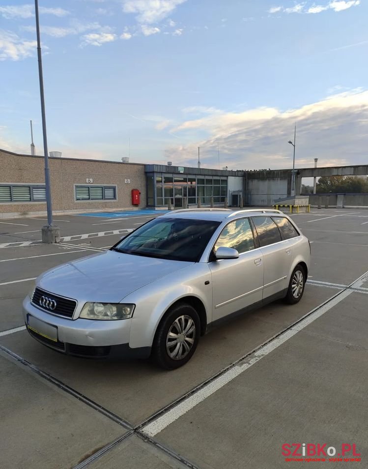 2001' Audi A4 Avant 2.0 photo #1