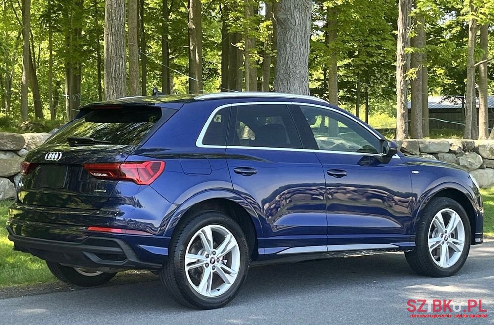 2021' Audi Q3 photo #4
