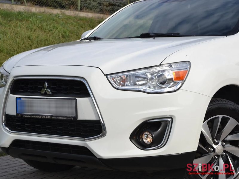 2015' Mitsubishi ASX photo #4