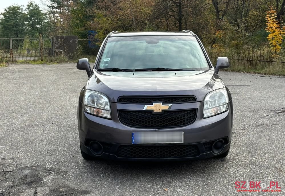 2011' Chevrolet Orlando 1.8 Ls photo #2