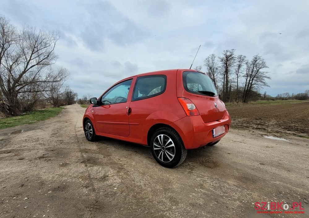 2011' Renault Twingo photo #3
