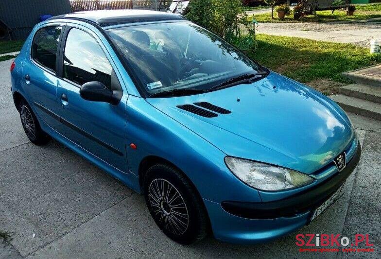 1999' Peugeot 206 photo #1