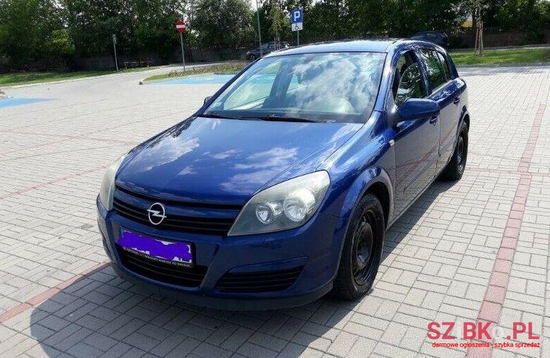 2005' Opel Astra photo #4