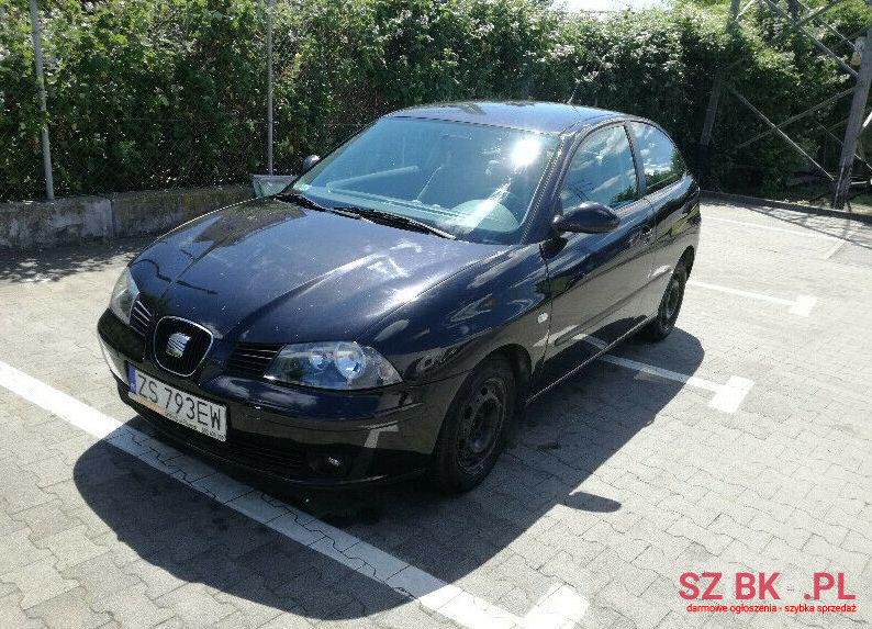 2003' SEAT Ibiza photo #1