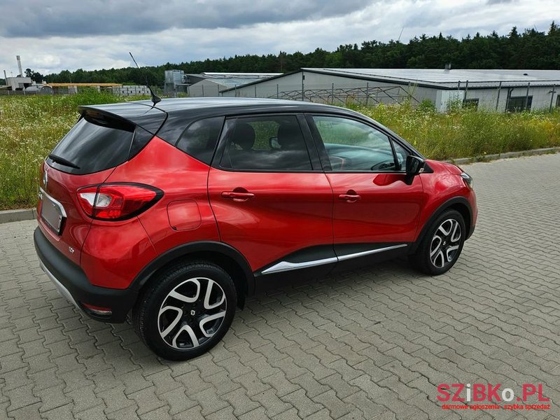 2015' Renault Captur photo #5