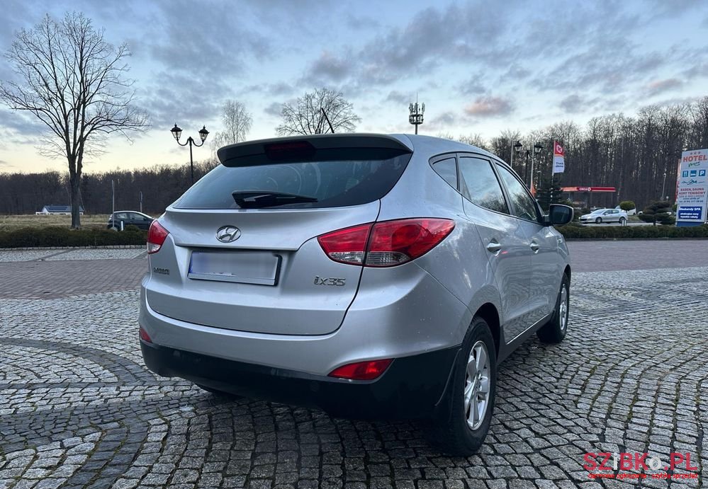 2011' Hyundai ix35 photo #4