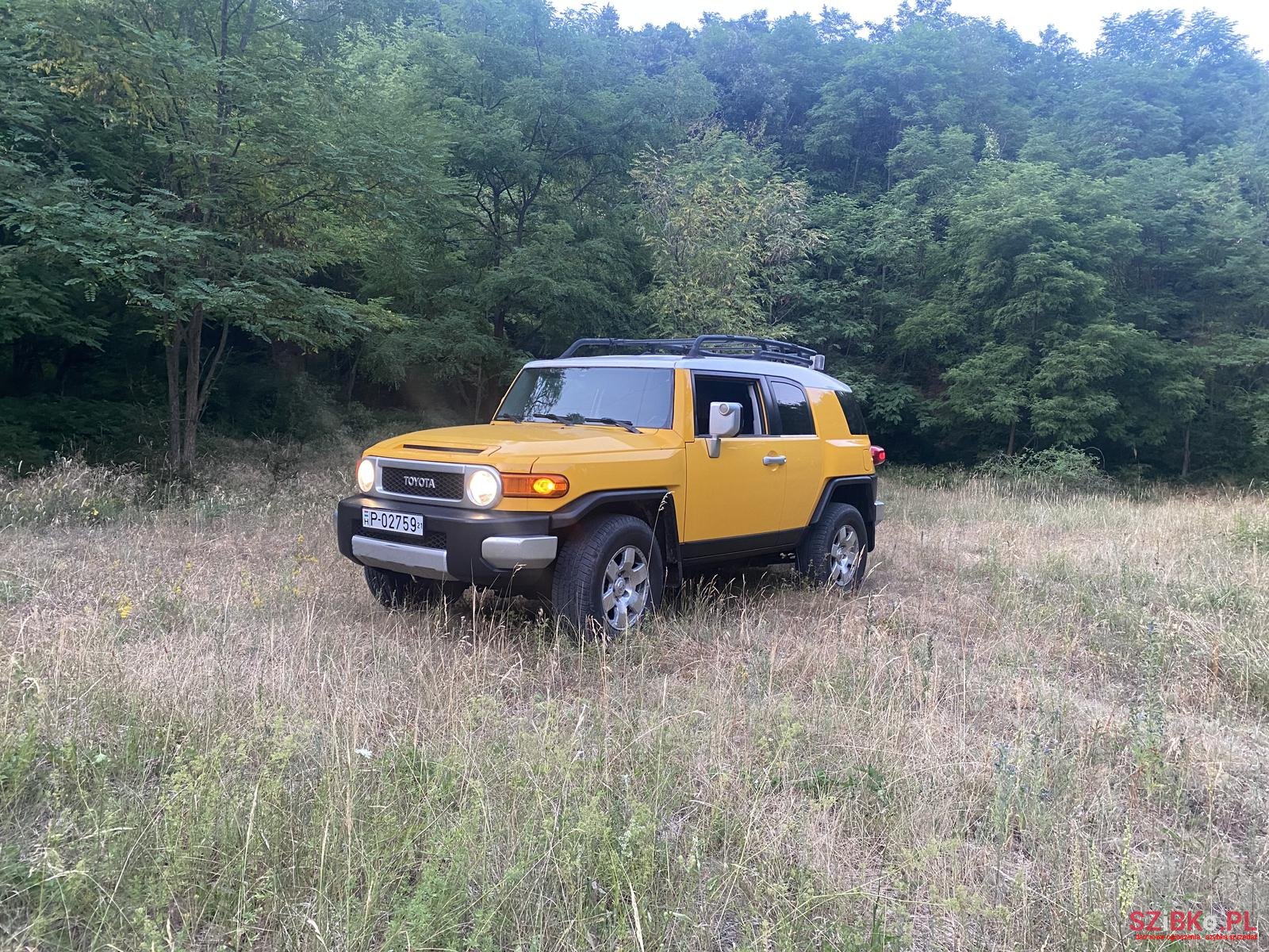 2007' Toyota FJ Cruiser photo #2
