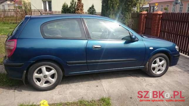 2000' Nissan Almera photo #2