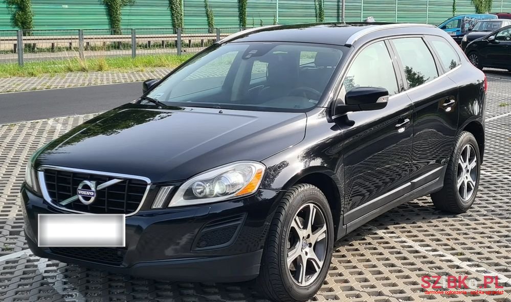 2012' Volvo Xc 60 D4 Momentum photo #5