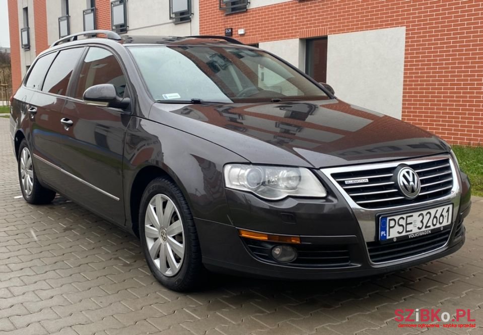 2008' Volkswagen Passat photo #3