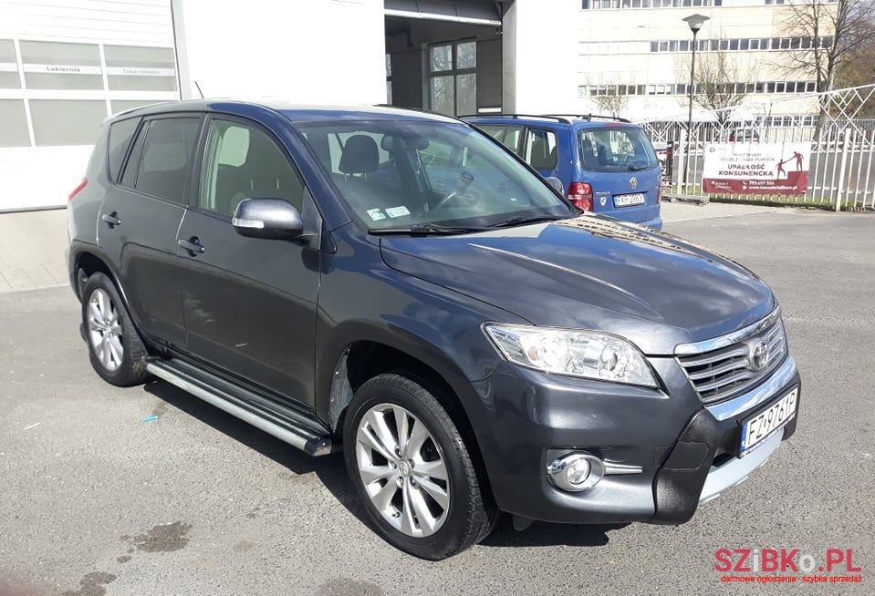 2010' Toyota RAV4 photo #1