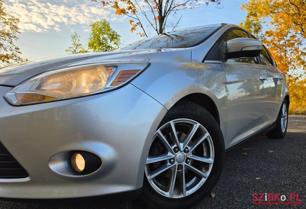 2012' Ford Focus photo #5