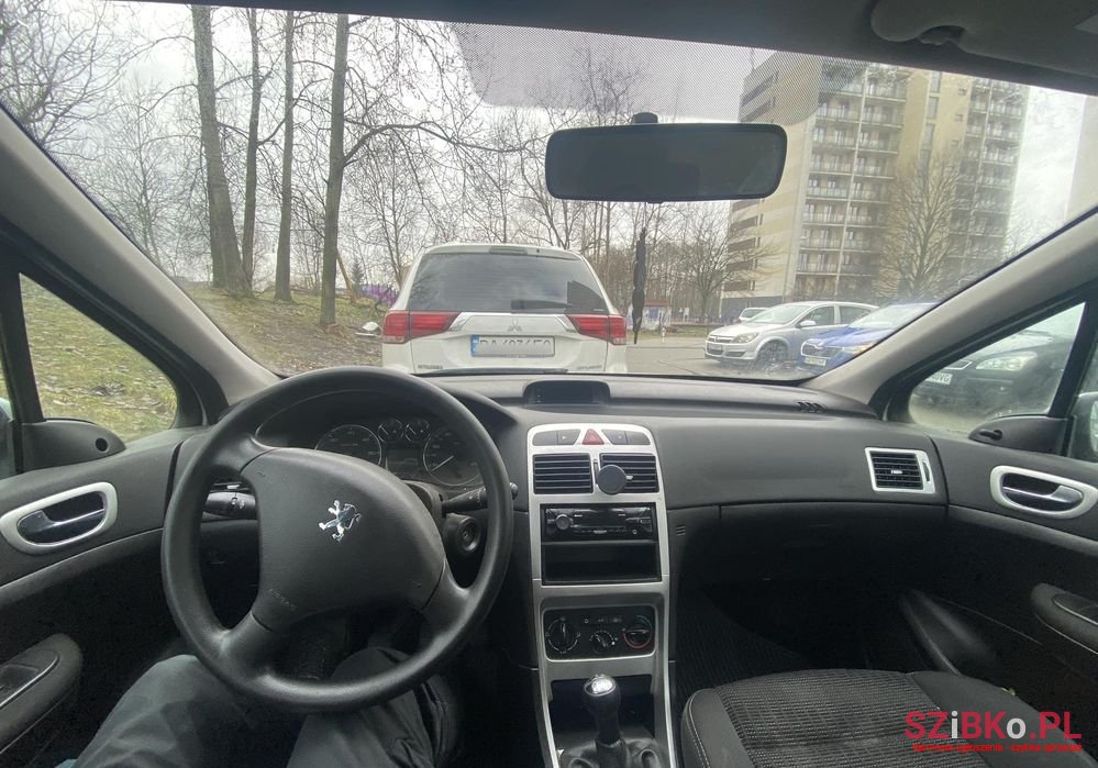2007' Peugeot 307 1.6 Hdi Premium photo #6