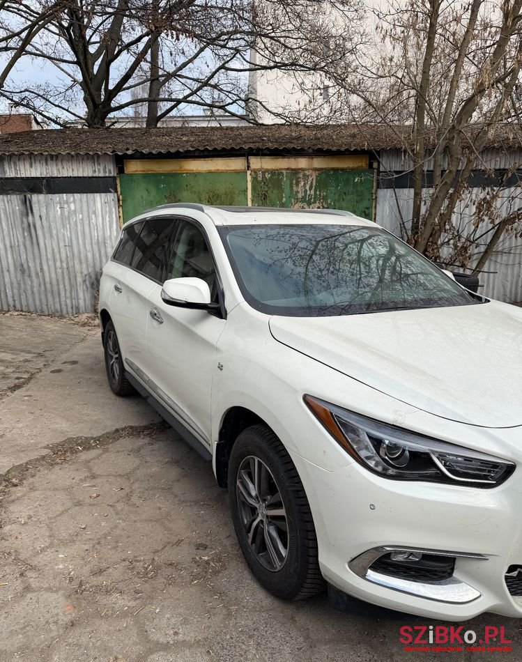 2017' Infiniti QX60 photo #3