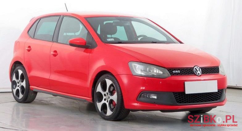 2012' Volkswagen Polo photo #1