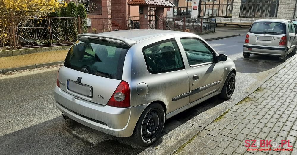2001' Renault Clio 2.0 16V Sport photo #4