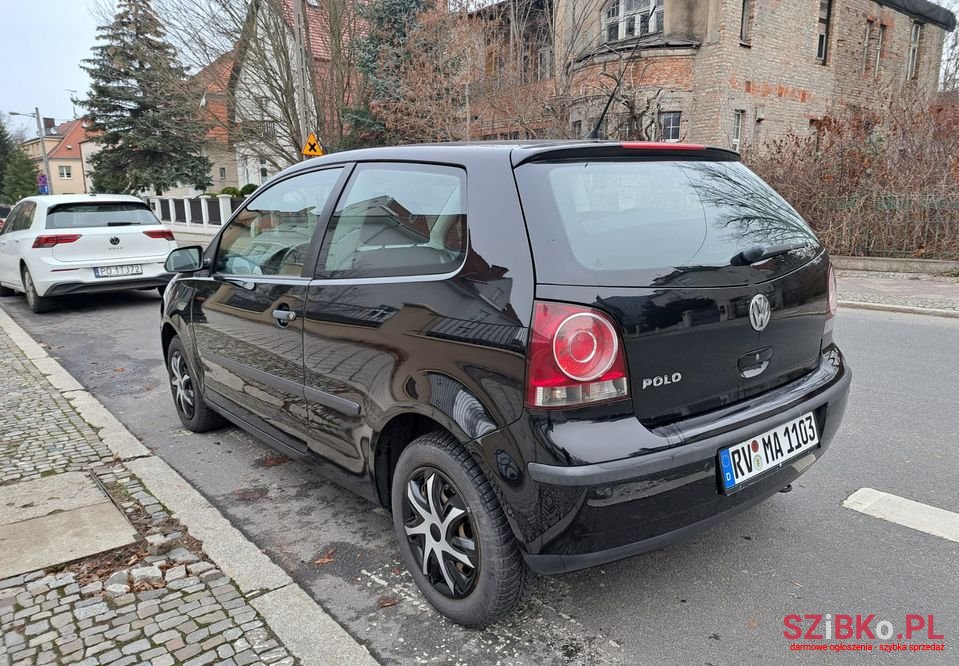 2006' Volkswagen Polo photo #4