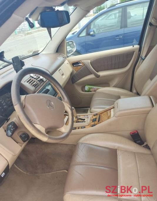 2004' Mercedes-Benz Ml photo #6