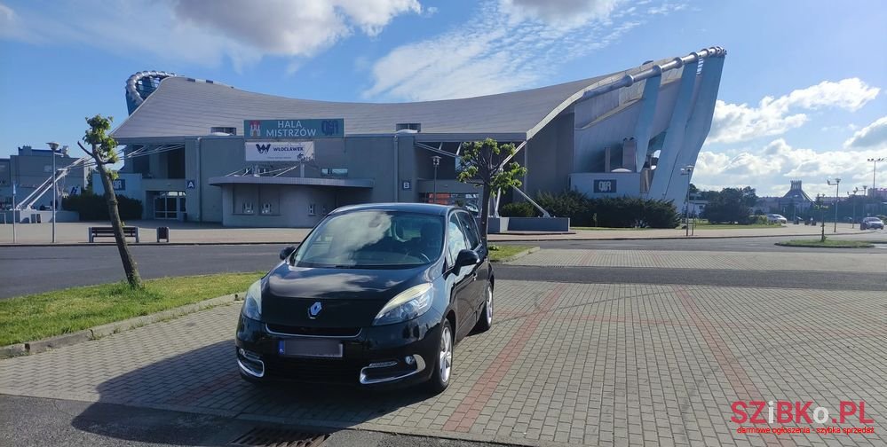 2012' Renault Scenic photo #2