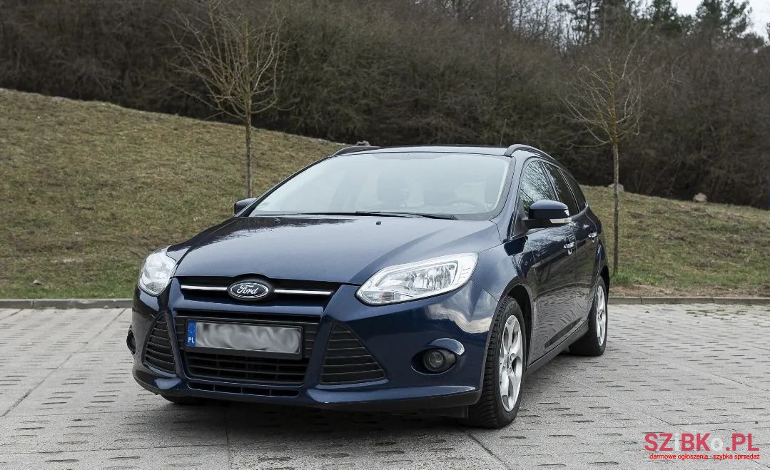 2011' Ford Focus photo #2