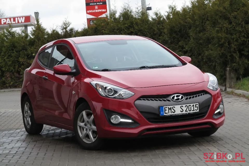 2013' Hyundai i30 photo #2